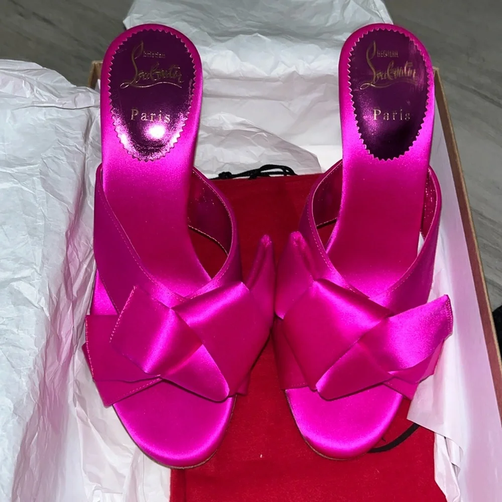 Christian Louboutin Matricia 100 Holly Pink Satin Backless Sandal Heel Pump 38.5